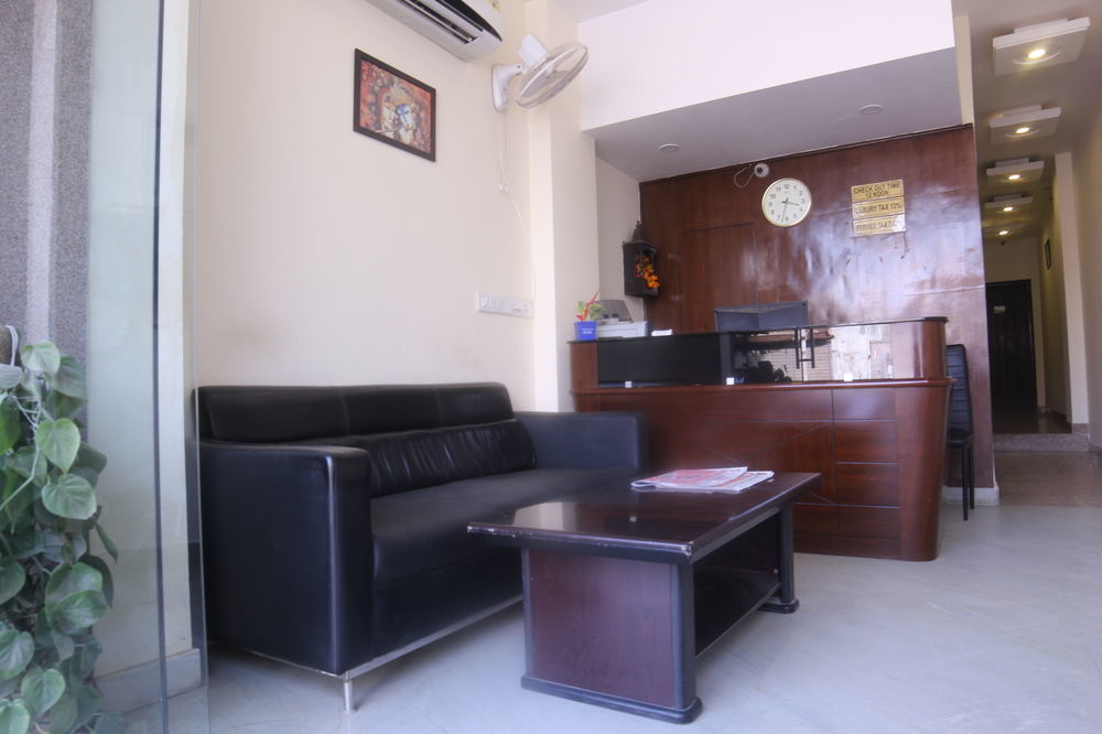 Hotel Aerotech Suite New Delhi Ngoại thất bức ảnh